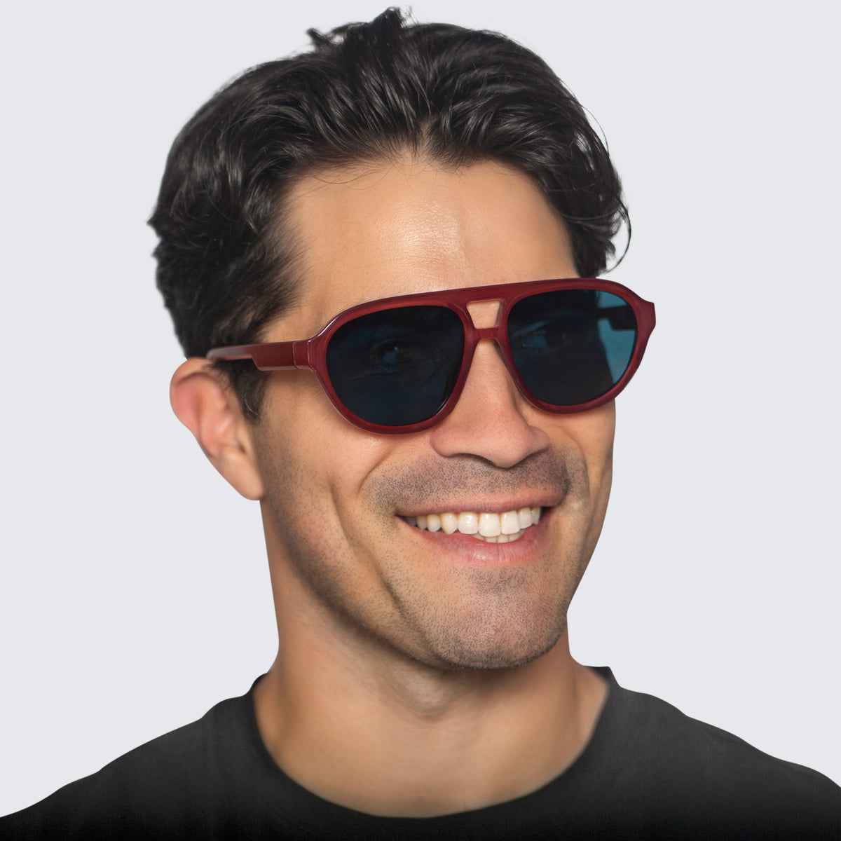 Jaxy Horizon Aviator sunglasses — worn view #Color_Brown