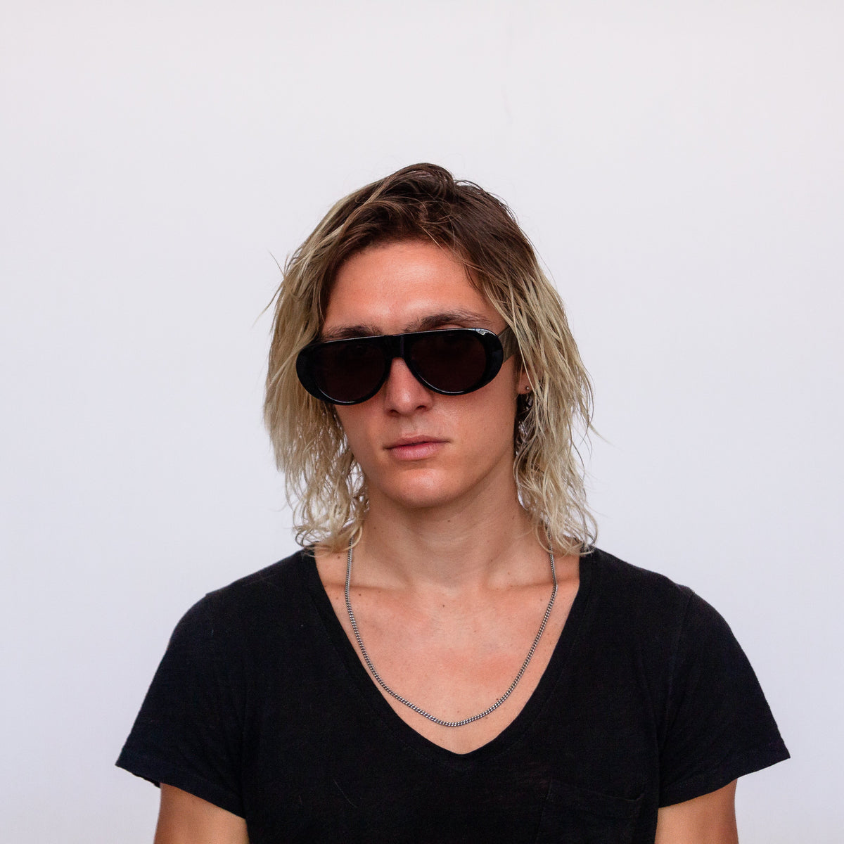 Jaxy The Catalyst Aviator sunglasses — front view #Color_Black