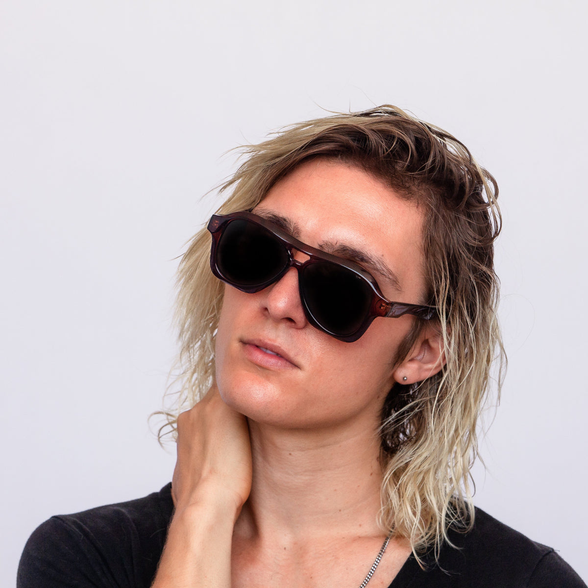 Jaxy Burnout Aviator sunglasses — side view #Color_Brown