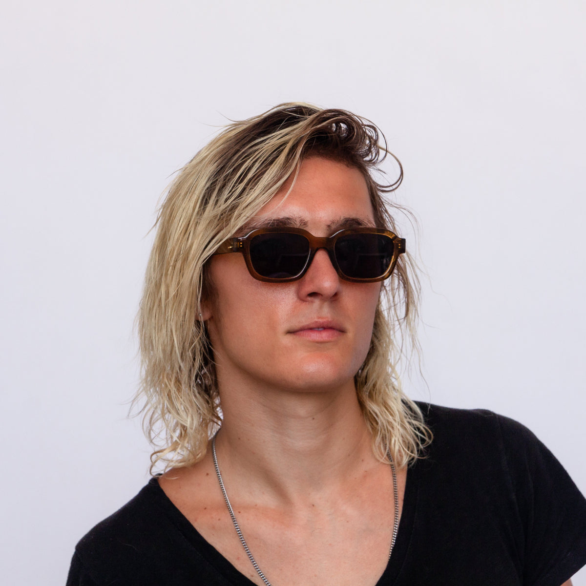 Jaxy Foundry Square sunglasses — front view #Color_Black