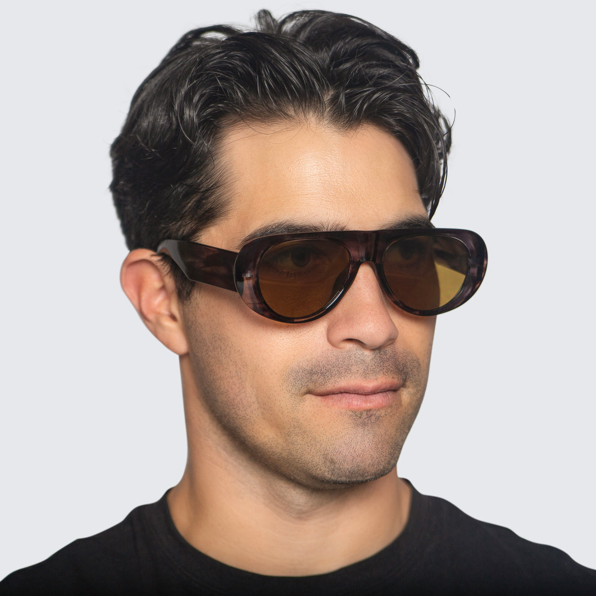 Jaxy The Catalyst Aviator sunglasses — worn view #Color_Grey