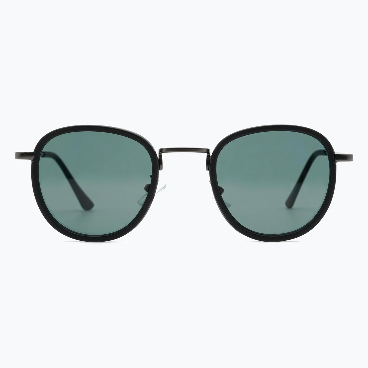 Jaxy Latitude in Black — Round sunglasses #Color_Black