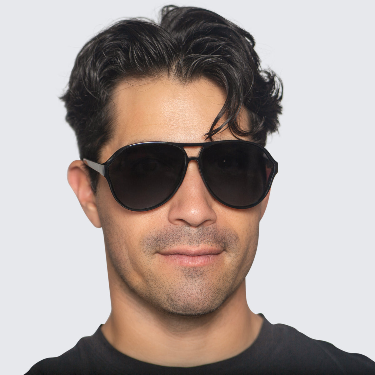Jaxy Phoenix Aviator sunglasses — worn view #Color_Black