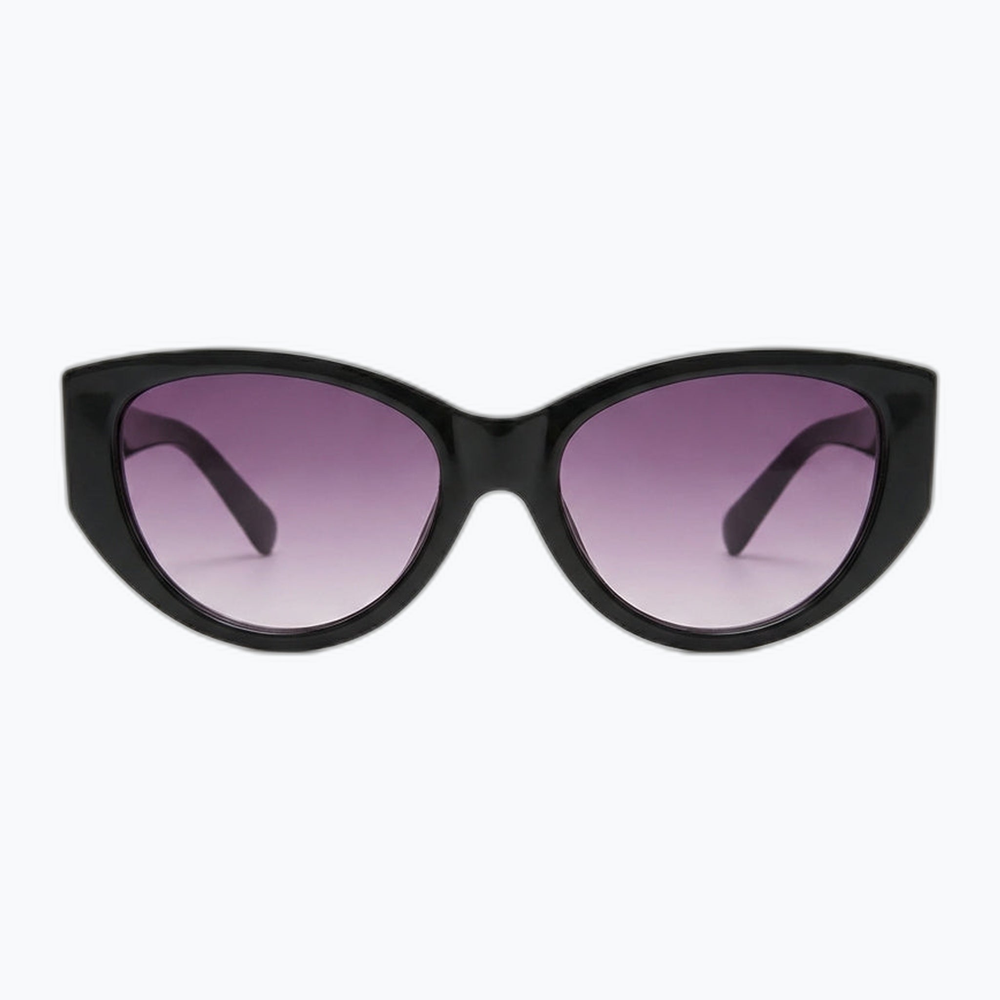 Jaxy Velour in Black — Cat-eye Polarized sunglasses
