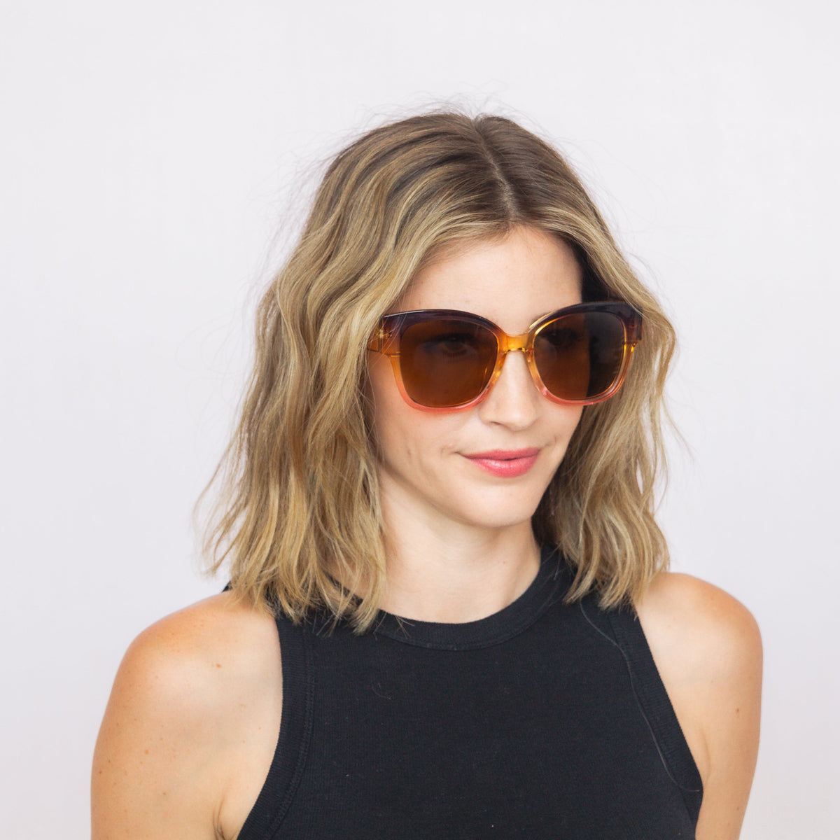 Jaxy Dahlia sunglasses styled — lifestyle
