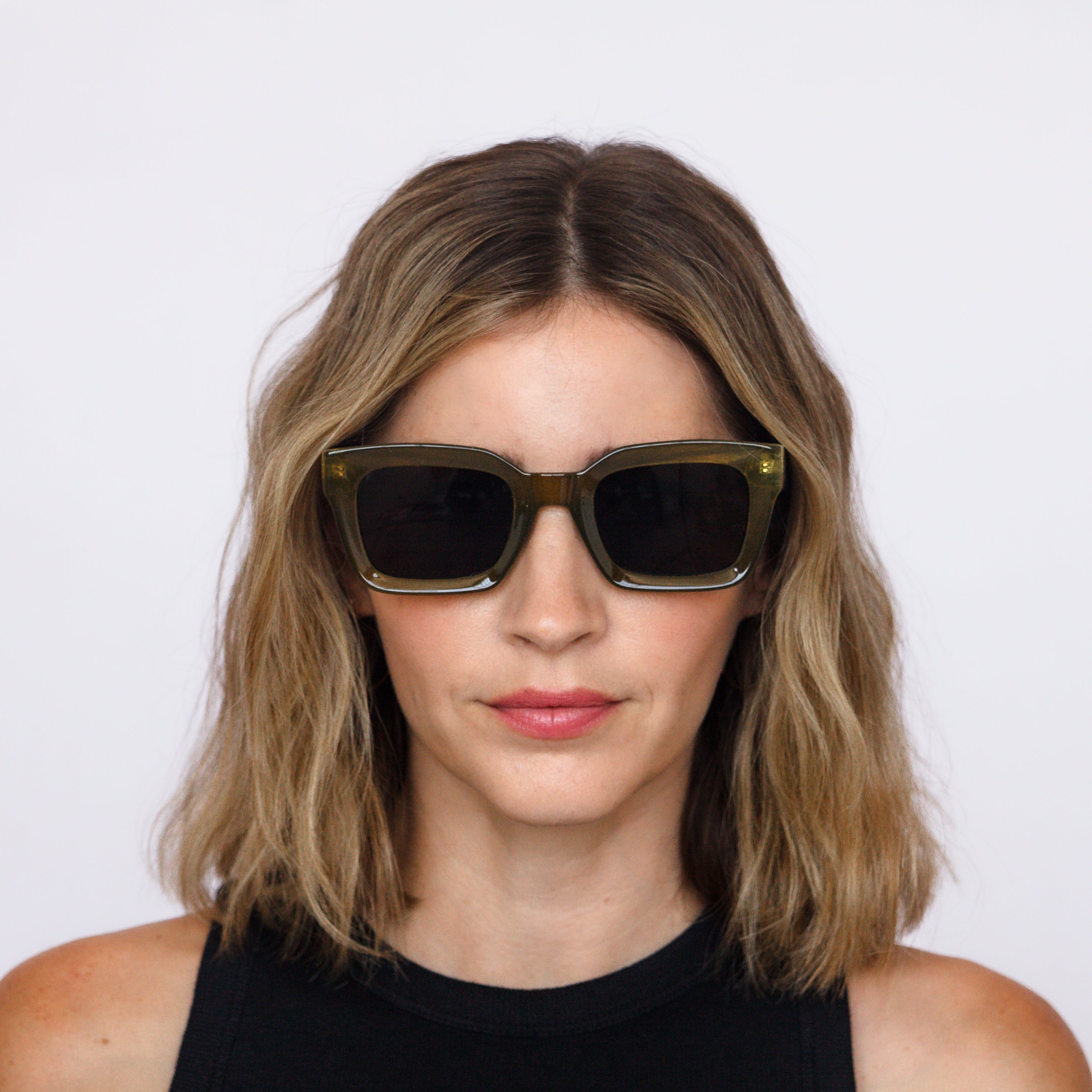 Model wearing Jaxy Eclipse square sunglasses – lifestyle photo