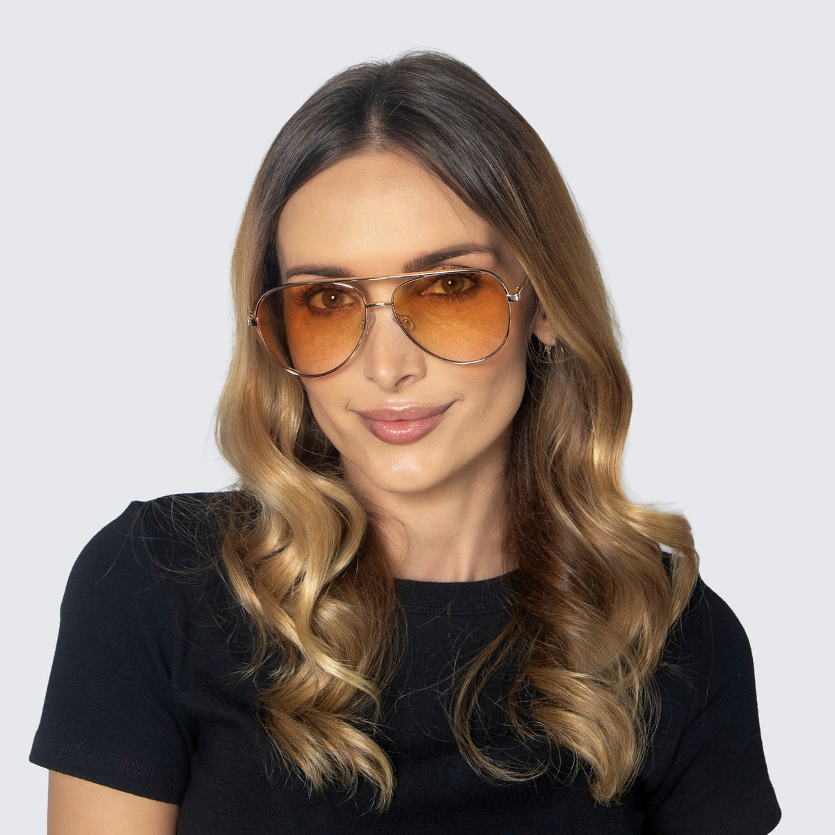 Jaxy Highway Aviator sunglasses — worn view #Color_Gold