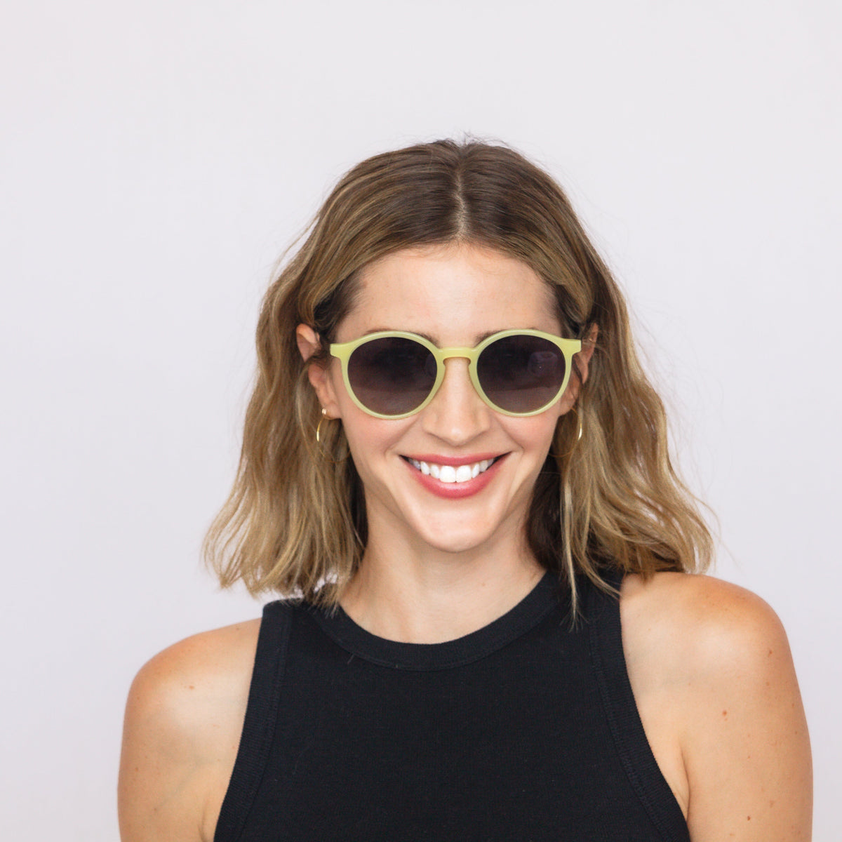Jaxy Lennon sunglasses styled — lifestyle