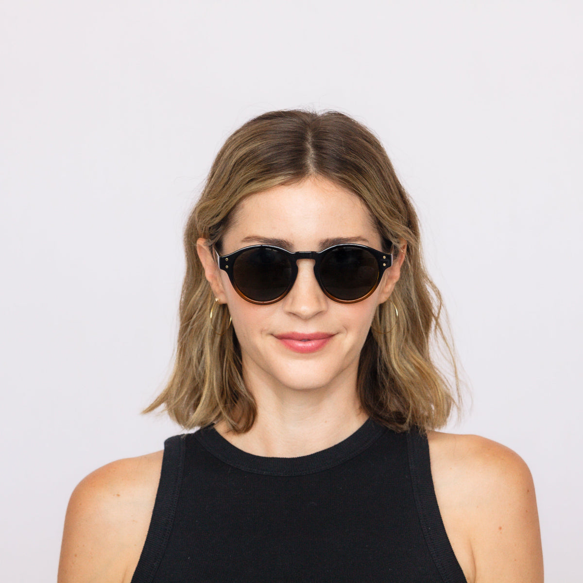 Jaxy Sunset Theory sunglasses styled — lifestyle